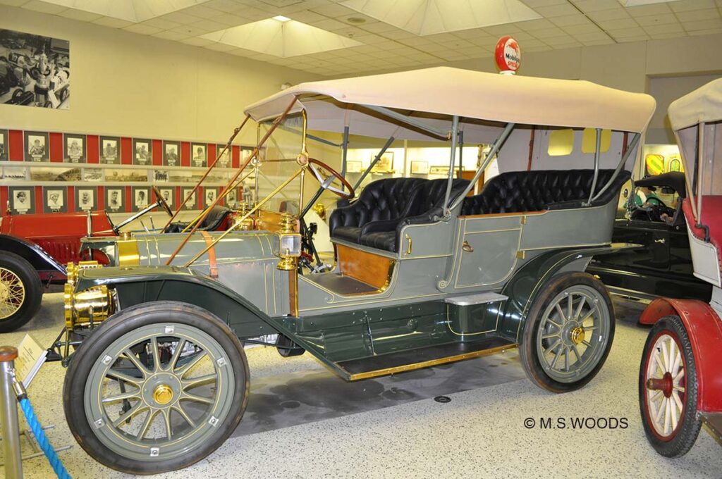 1909 Hayes W 5 Passenger Touring Automobile at the Hall of Fame Museum in Indianapolis, Indiana