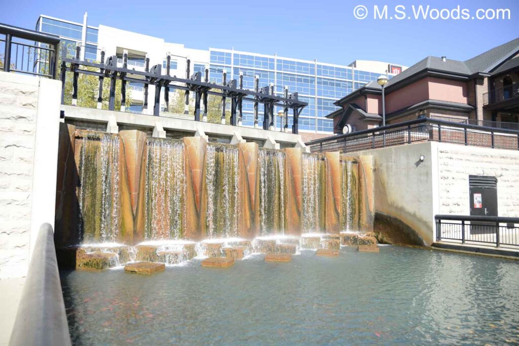 The dam at Canal Walk in White River State Park in Indianapolis, Indiana
