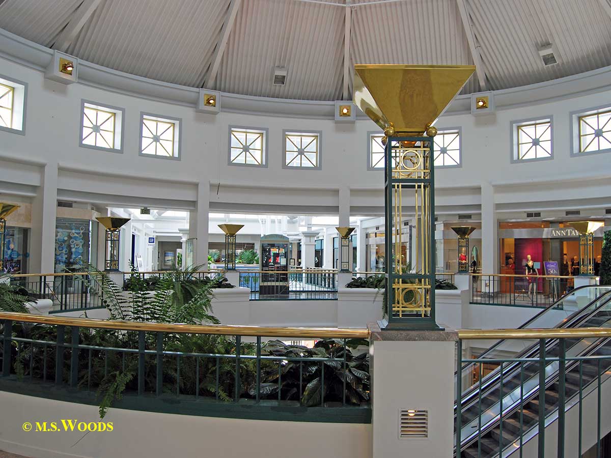 Interior Dome in the Keystone Fashion Mall Indianapolis, Indiana