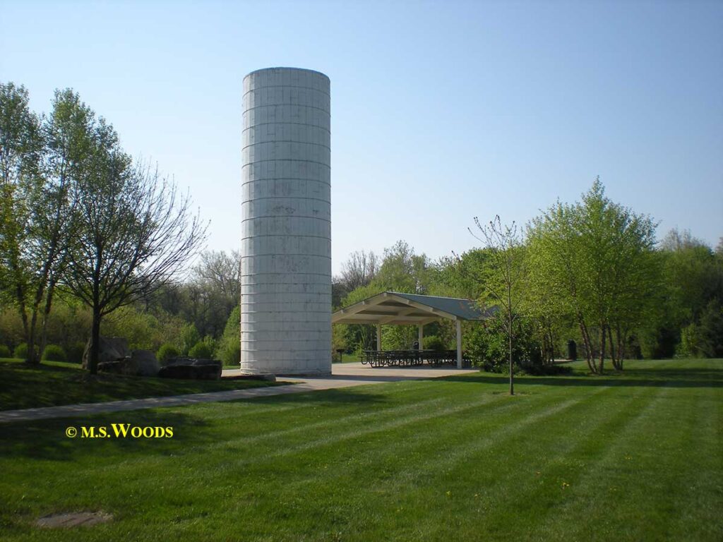 Silo and shelter at River Heritage Park in Carmel, Indiana