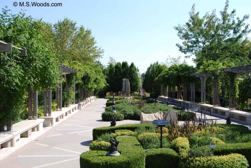 White River Gardens in downtown Indianapolis, Indiana