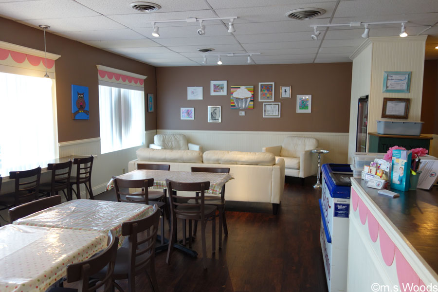 Seating area at Sweetheart Cupcakes in Plainfield, Indiana