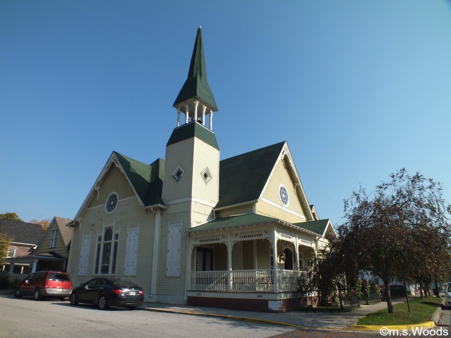 Street view of The Sanctuary Art Gallery in Zionsville, Indiana